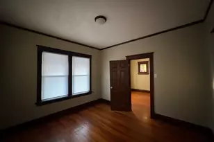 4083 Schiller Pl, Saint Louis, MO 63116 - Photo 9