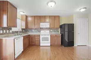 301 Wild Oak Dr, O'Fallon, MO 63368 - Photo 11