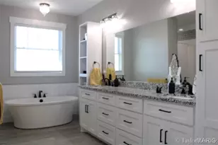 303 Orange Bowl Dr, Cape Girardeau, MO 63701 - Photo 13