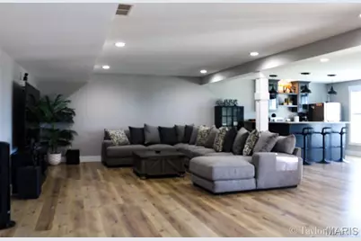 303 Orange Bowl Drive, Cape Girardeau, MO 63701 - Photo 7