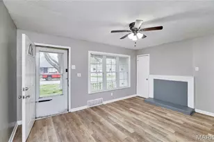 6238 Tyndall Dr, Saint Louis, MO 63134 - Photo 5