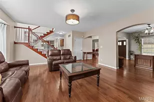 6 Pleasant Valley Dr, Ballwin, MO 63021 - Photo 9