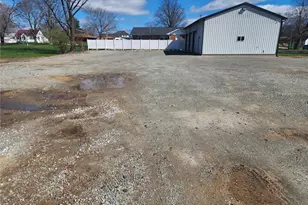 709 & 713 Janey Dr, Farmington, MO 63640 - Photo 9