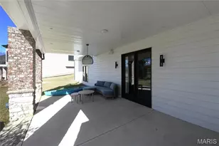 17016 Lakeside Rdg, Chesterfield, MO 63005 - Photo 85