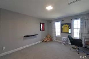 17016 Lakeside Rdg, Chesterfield, MO 63005 - Photo 23