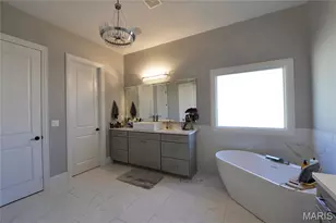 17016 Lakeside Rdg, Chesterfield, MO 63005 - Photo 55