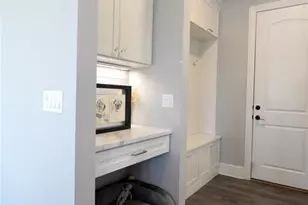 17016 Lakeside Rdg, Chesterfield, MO 63005 - Photo 47