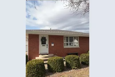 920 S Spring Street, Palmyra, MO 63461 - Photo 1