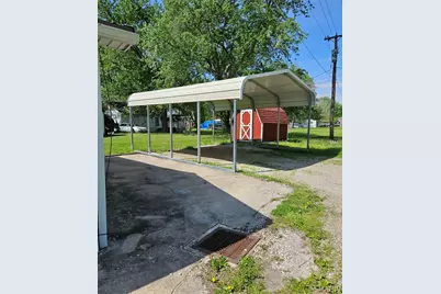 304 N Shelby, Shelbina, MO 63468 - Photo 3