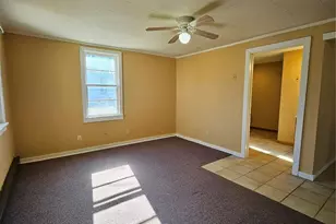 304 N Shelby, Shelbina, MO 63468 - Photo 7
