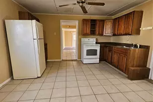 304 N Shelby, Shelbina, MO 63468 - Photo 11