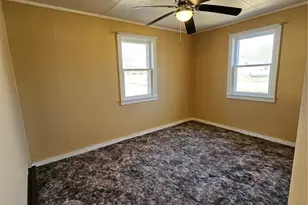 304 N Shelby, Shelbina, MO 63468 - Photo 19