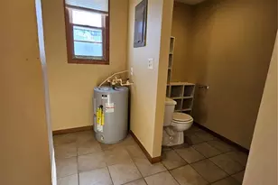 304 N Shelby, Shelbina, MO 63468 - Photo 21