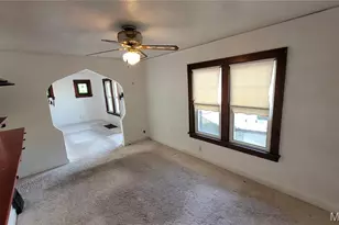 6906 Leedale Dr, Velda Village Hills, MO 63121 - Photo 11