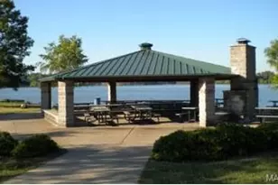 3110 Autumn Shores Dr, Maryland Heights, MO 63043 - Photo 45