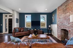 3920 De Tonty St, Saint Louis, MO 63110 - Photo 11