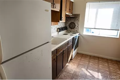 8331 Duryea Avenue, Jennings, MO 63136 - Photo 9