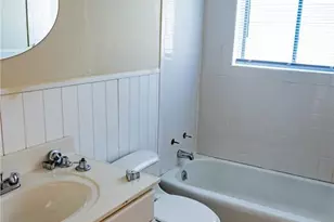 8331 Duryea Ave, Jennings, MO 63136 - Photo 13