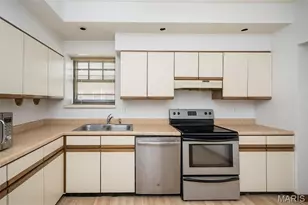 5501 Waterman Blvd, Saint Louis, MO 63112 - Photo 9