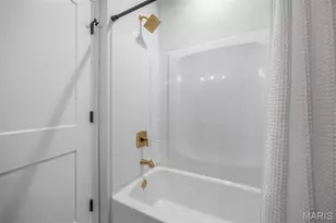 1556 Wildhorse Pkwy Dr, Chesterfield, MO 63005 - Photo 37