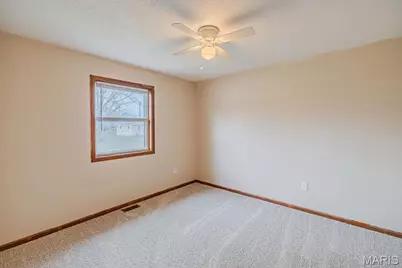 523 Johnson Street, Bourbon, MO 65441 - Photo 23