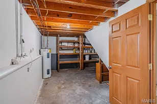 523 Johnson St, Bourbon, MO 65441 - Photo 31