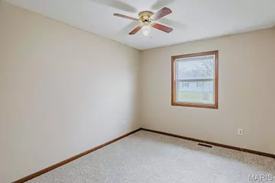 523 Johnson Street, Bourbon, MO 65441 - Photo 21