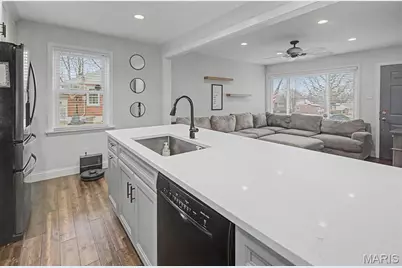 10824 Galena Court, Saint Louis, MO 63123 - Photo 5