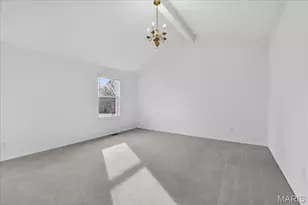 13304 Wood Chapel Dr, Chesterfield, MO 63141 - Photo 11