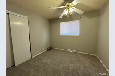 390 Highway Drive, Saint Clair, MO 63077 - Photo 13