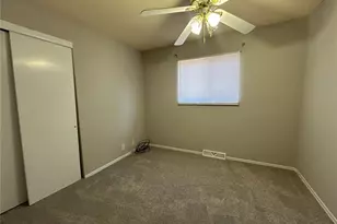 390 Hwy Dr, Saint Clair, MO 63077 - Photo 13