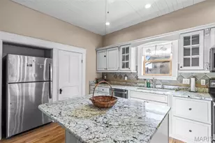 373 S 4th St, Saint Genevieve, MO 63670 - Photo 13