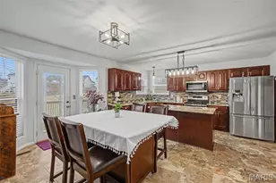 928 Cypress Club Ct, Wentzville, MO 63385 - Photo 9