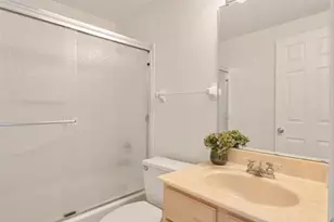 11658 Jaquetta Ct, Maryland Heights, MO 63043 - Photo 19