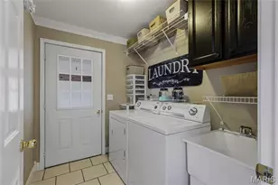 766 Eagles View Ln, Saint Clair, MO 63077 - Photo 17