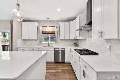 415 Filipp Lane, Lake Saint Louis, MO 63367 - Photo 11