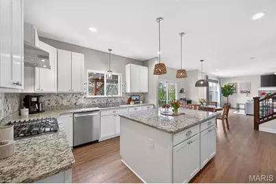 205 Wyndemere Lane, Lake Saint Louis, MO 63367 - Photo 7