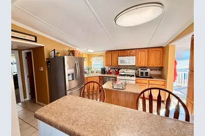 6733 Robin Lane, French Village, MO 63036 - Photo 23