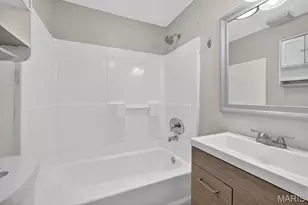 10730 Wurdack Ave, Saint Louis, MO 63114 - Photo 17