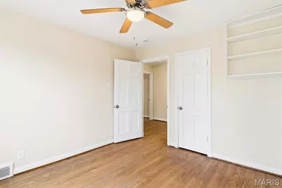 852 Berick Drive, University City, MO 63132 - Photo 25