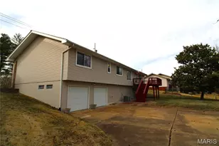 736 Henry Ave, Ballwin, MO 63011 - Photo 37