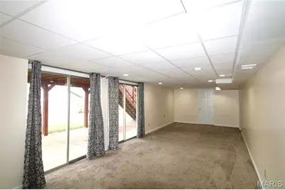 736 Henry Avenue, Ballwin, MO 63011 - Photo 31