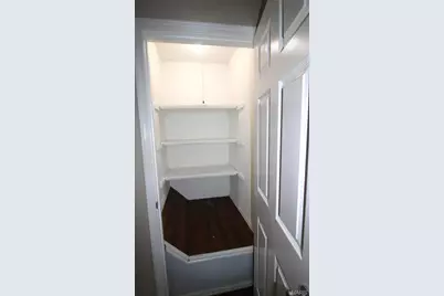 736 Henry Avenue, Ballwin, MO 63011 - Photo 27