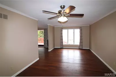 736 Henry Avenue, Ballwin, MO 63011 - Photo 9