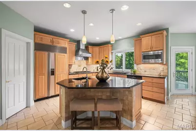 17702 Horse Creek Court, Chesterfield, MO 63005 - Photo 21