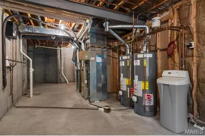 17702 Horse Creek Court, Chesterfield, MO 63005 - Photo 51