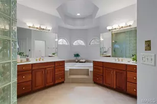 17702 Horse Creek Ct, Chesterfield, MO 63005 - Photo 29