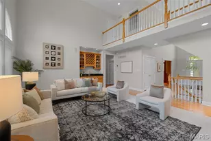 17702 Horse Creek Ct, Chesterfield, MO 63005 - Photo 15