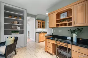 17702 Horse Creek Ct, Chesterfield, MO 63005 - Photo 19