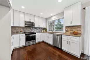 416 Caprice Gardens Ct, Ballwin, MO 63011 - Photo 21